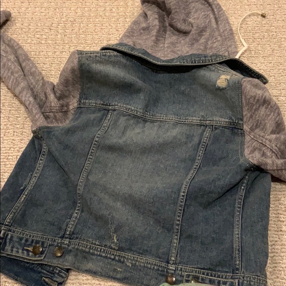 Jean jacket - Picture 4 of 4